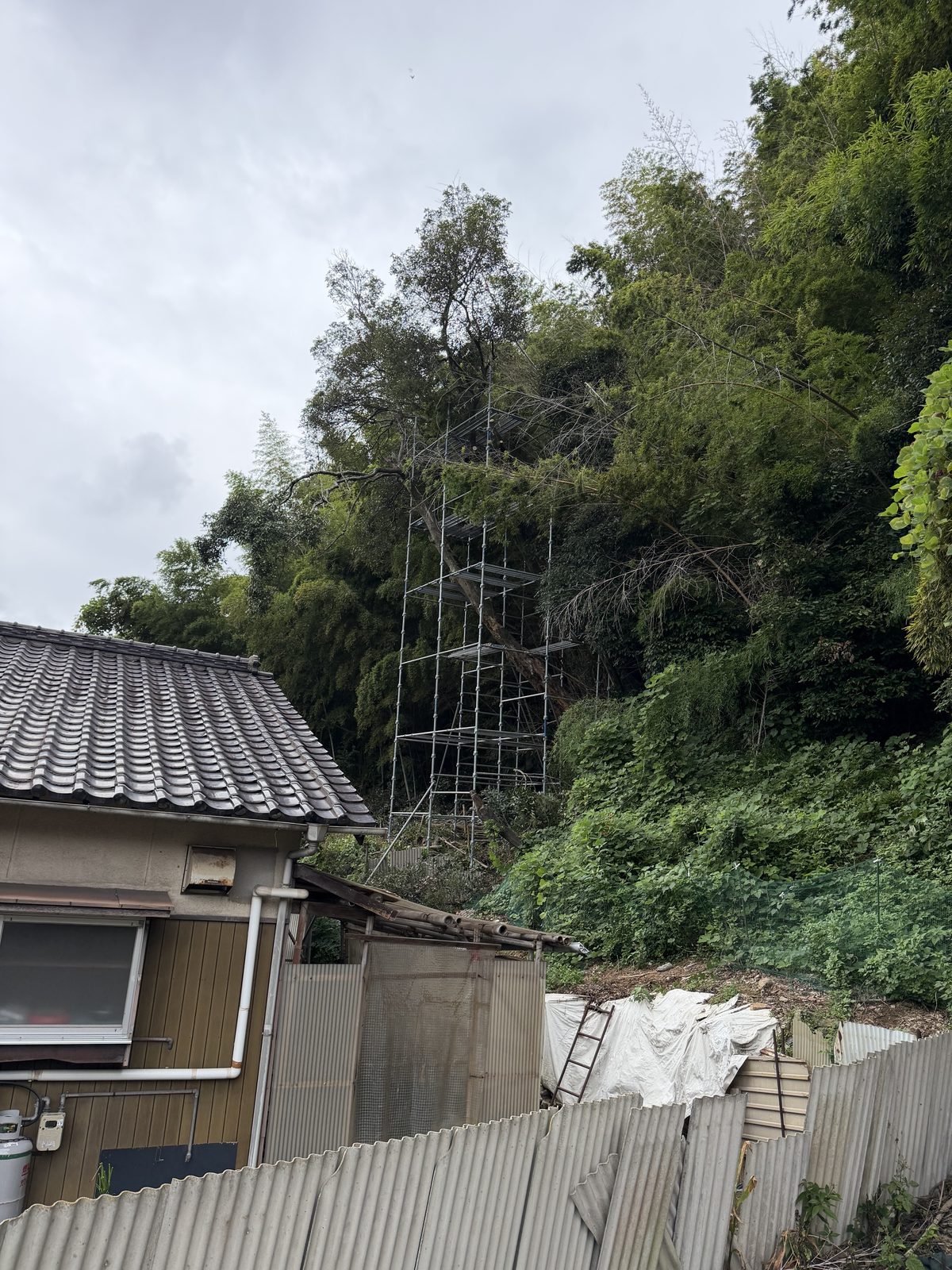 倉敷市福田町｜ステージ足場を組んだ様子